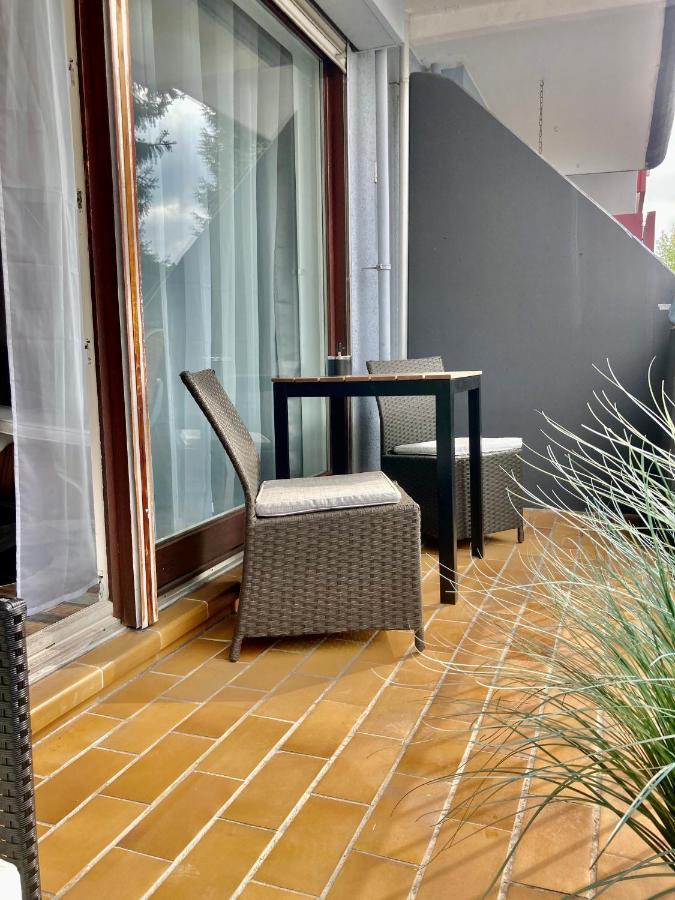Living At Saarpartments -Adultsonly- 2 Bedrooms, Kitchen - Business & Holiday Apartments For Long- And Short Term Stay, 3 Min To Train Station, Secure E-Bike Parking! Saarbruecken Ngoại thất bức ảnh